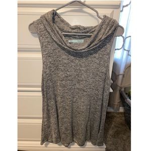 Grey maurices top